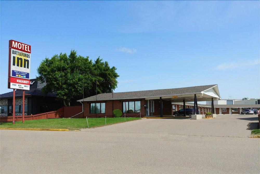 Battlefords Inn North Battleford Dış mekan fotoğraf